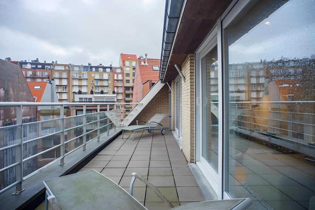 Big And Comfortable Triplex In Knokke Dış mekan fotoğraf