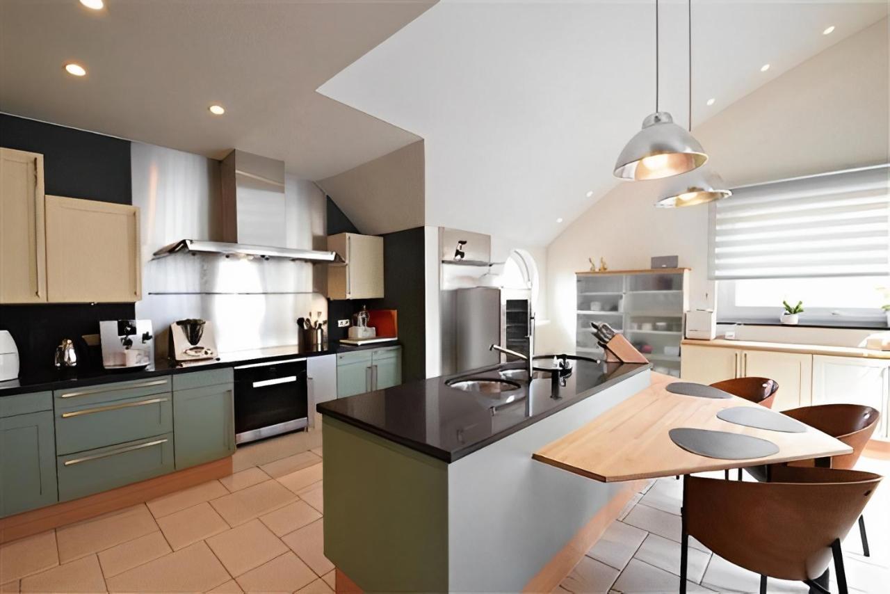 Big And Comfortable Triplex In Knokke Dış mekan fotoğraf